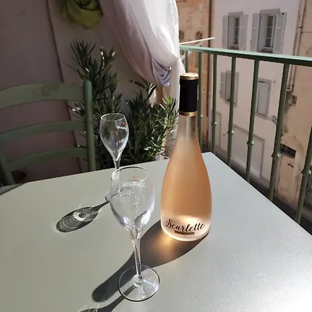 Ile En Provence Martigues