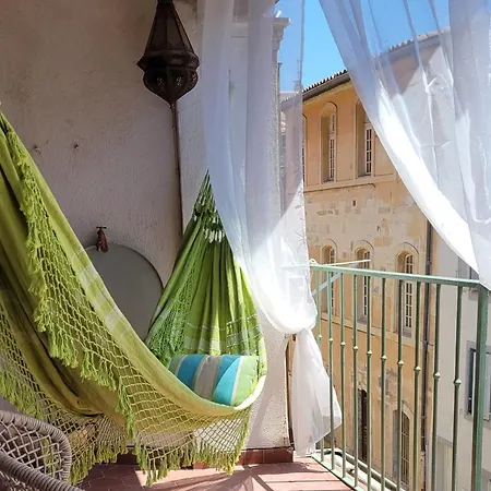 Ile En Provence